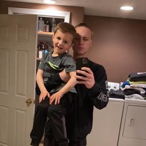 Meet your Posher, Devin